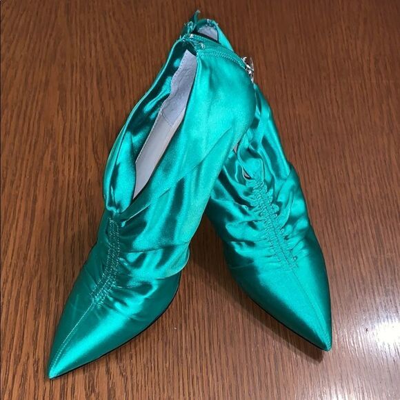 Zara Woman green satin heels - Picture 1 of 8